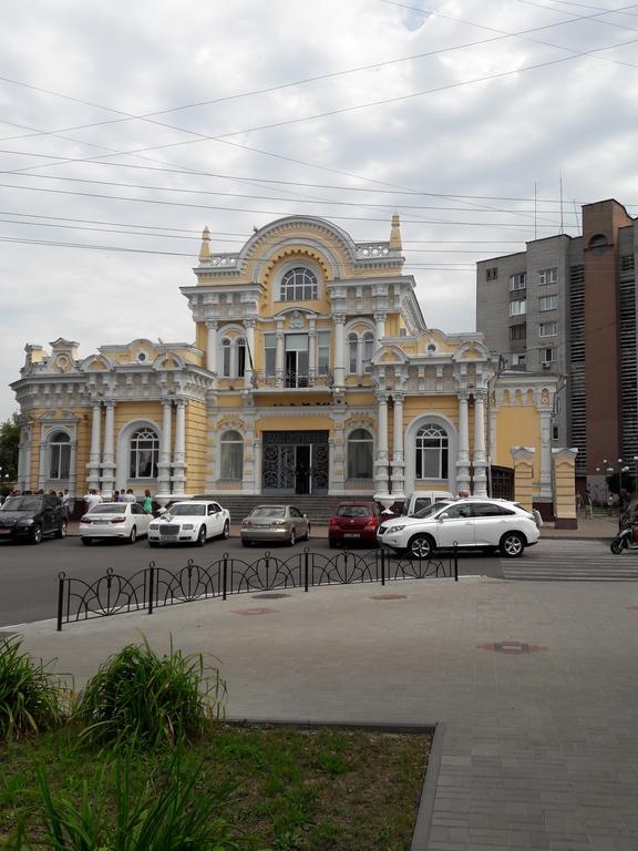 Apartment in the city center Czerkasy Zewnętrze zdjęcie